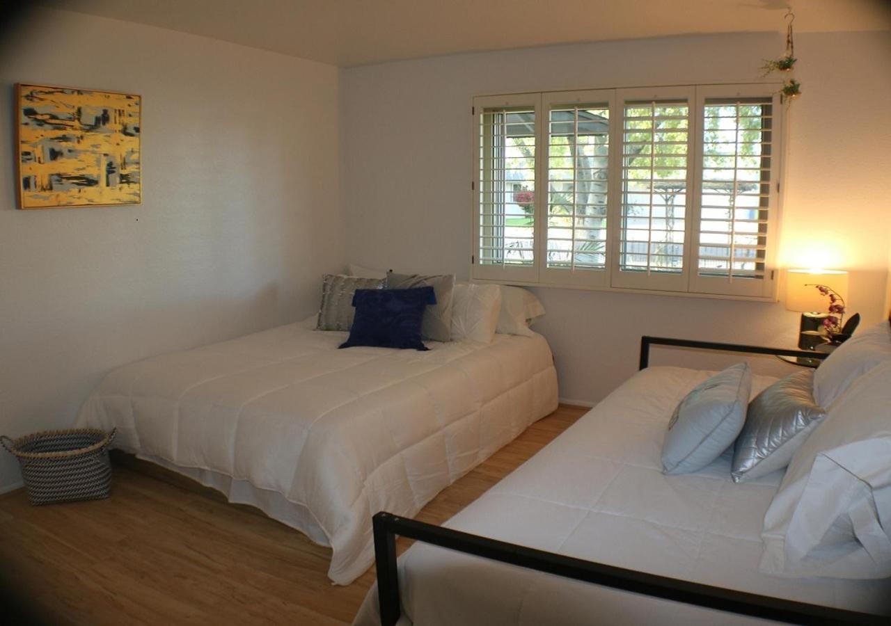 Tempe Escape With Heated Pool, Billiards & Firepit Fun Villa Exterior photo